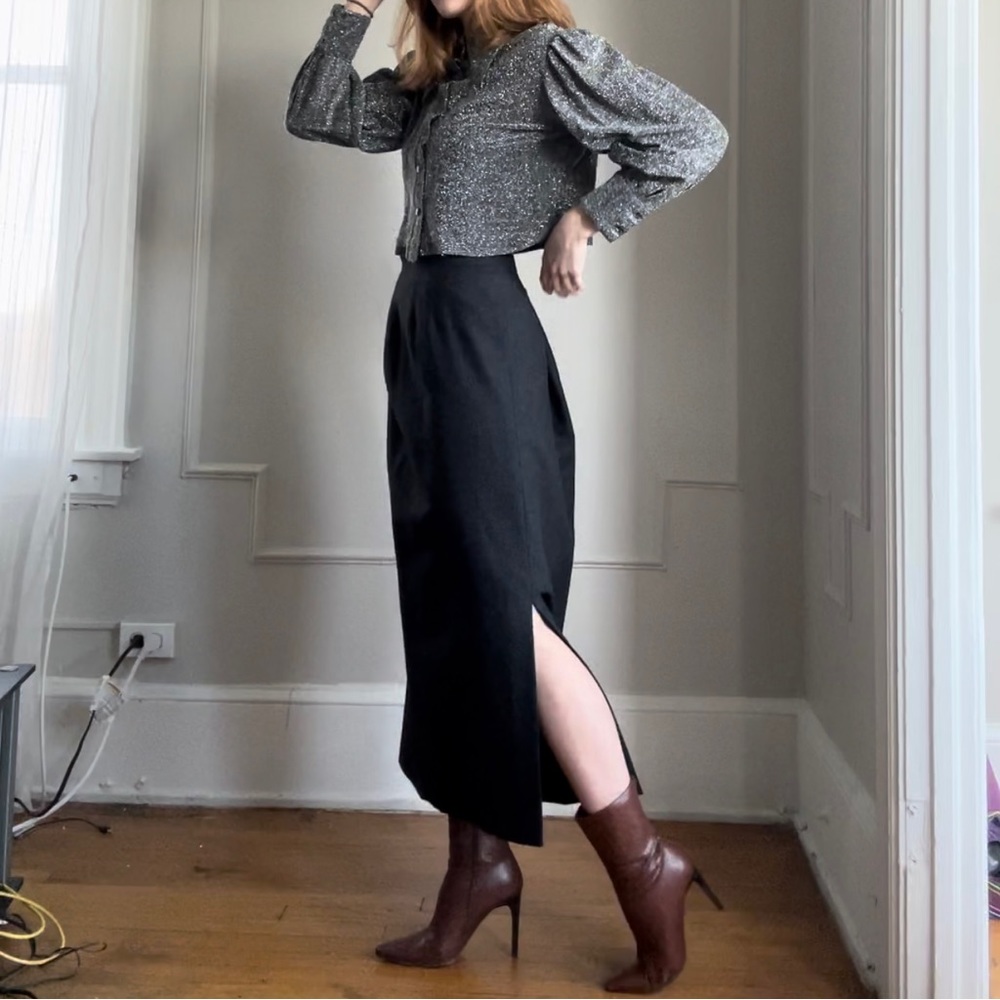 ❗️SOLD ALREADY❗️ Vintage Classic Maxi Wool Skirt with Side Slits & Buttons